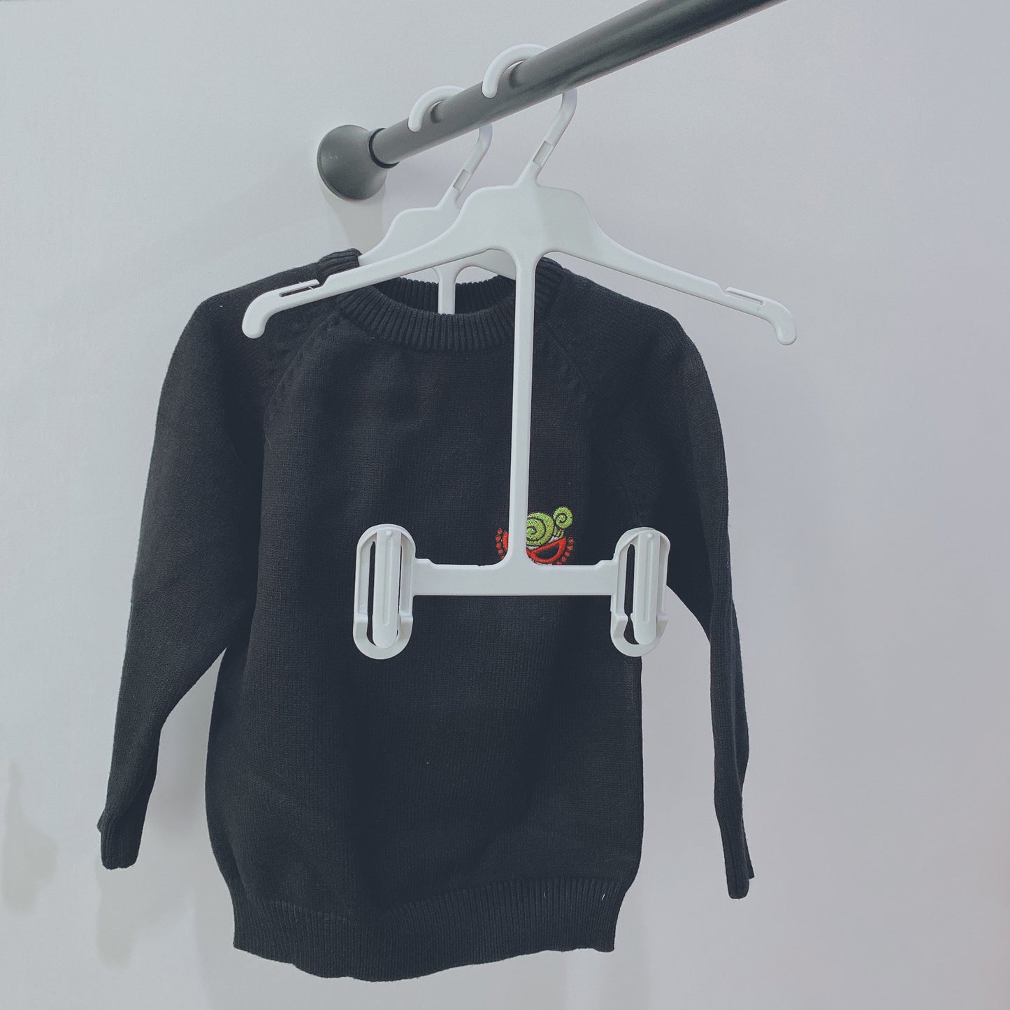 2-in-1 Children’s Clothes Set Hanger for Tops and Pants | Kids Suit and Outfit Hanger