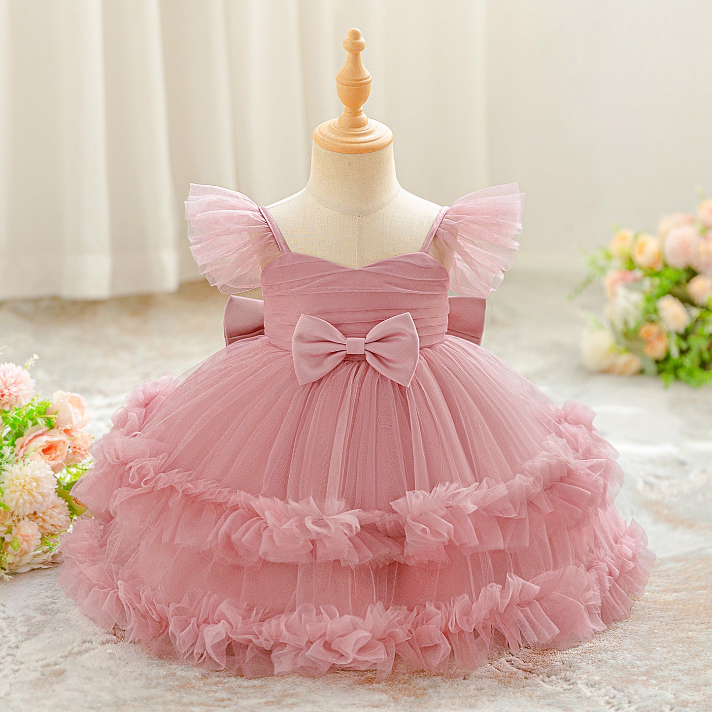 Elegant Tulle Baby Girl Dress with Puffed Ruffle Sleeves and Multi-Layered Fluffy Skirt (6-12 months)
